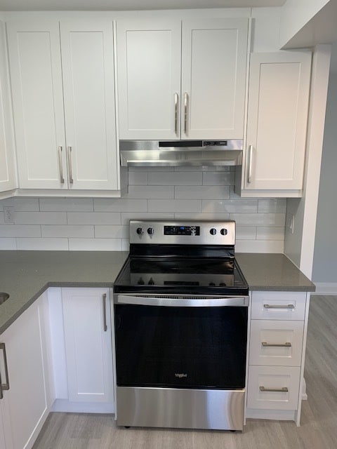 Photo du bâtiment - Located in the heart of Port Credit!  View...