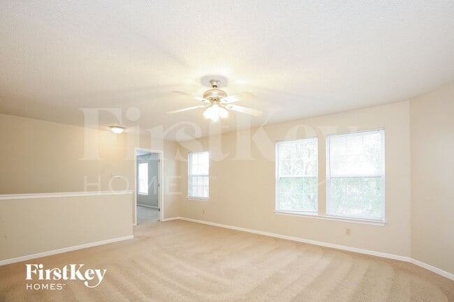 Foto del edificio - 8827 Browns Valley Ct