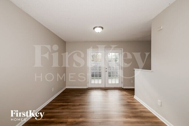 Foto del edificio - 9318 Kingsboro Cir