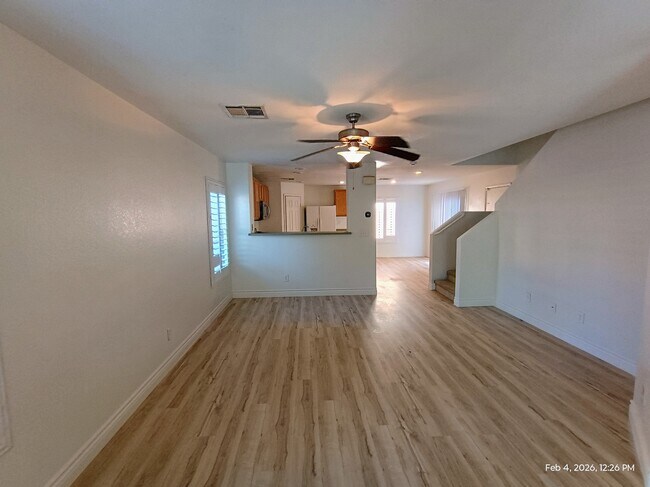 Foto del edificio - 674 Iron Bridge St