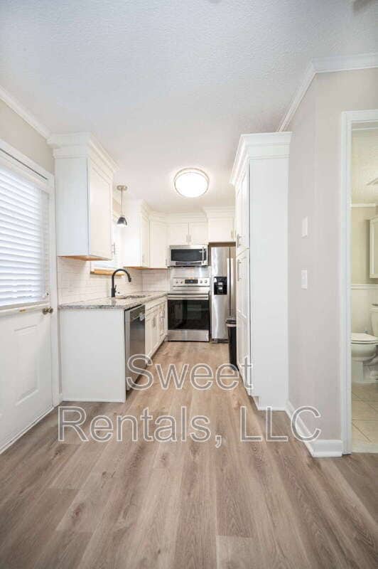 Foto del edificio - 415 Parkdale Dr