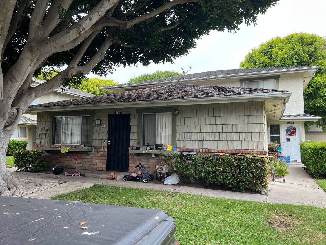 Foto principal - Charming Two Bedroom Manor Condo