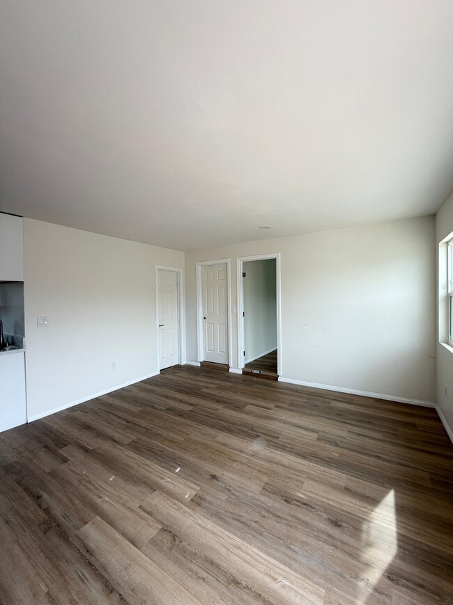 Sala de estar - 442 D St