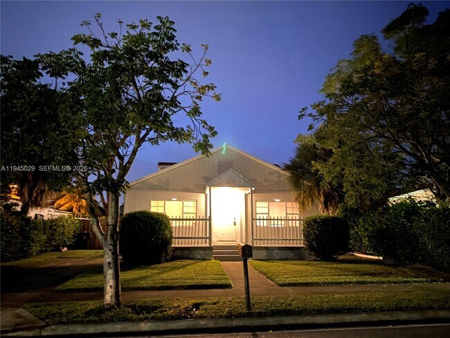 Foto del edificio - 643 33rd St