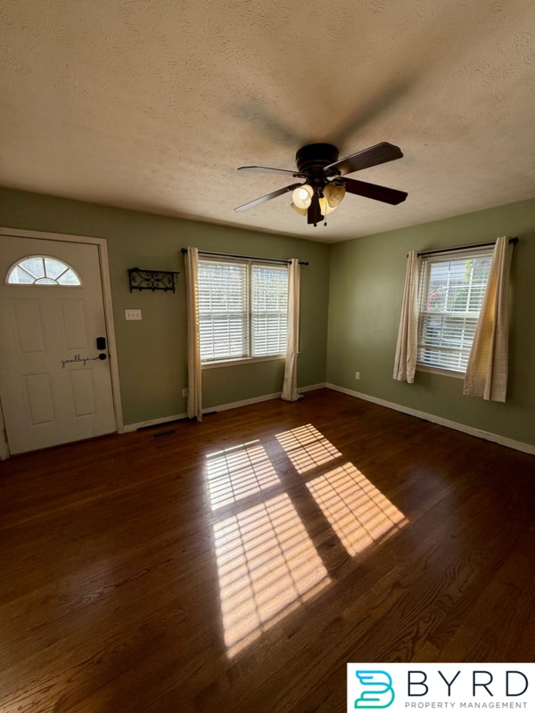 Building Photo - 1102 Pennsylvania Ave