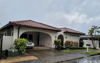 Building Photo - 1469 Akeakamai St