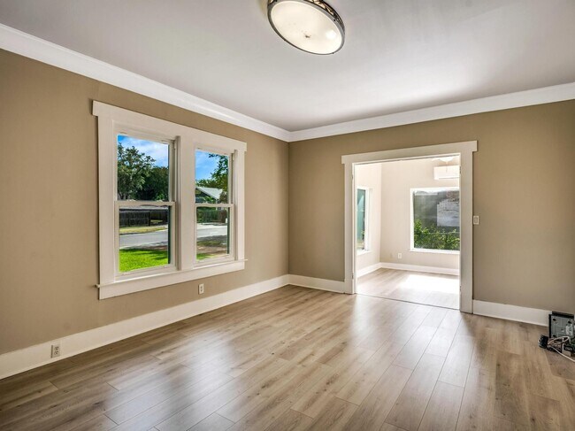 Foto del edificio - 132 Perry Ct