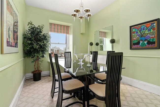 Building Photo - "Chic 1-Bed Oasis with Pool & Central Vacu...
