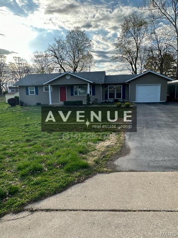 Foto del edificio - 908 Center Ct