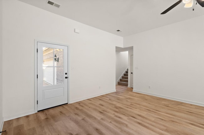 Building Photo - 6559 Beckett Ln