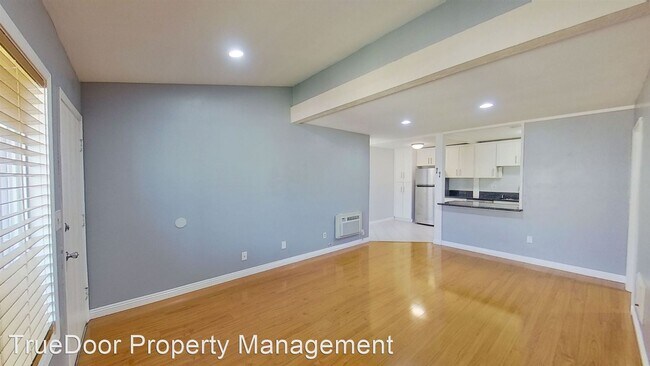 Building Photo - 1 br, 1 bath House - 1040 W MacArthur Blvd...
