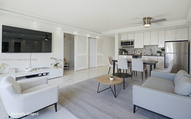 Building Photo - 401 Ocean Dr