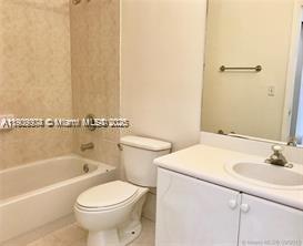 Foto del edificio - 17830 NW 73rd Ave