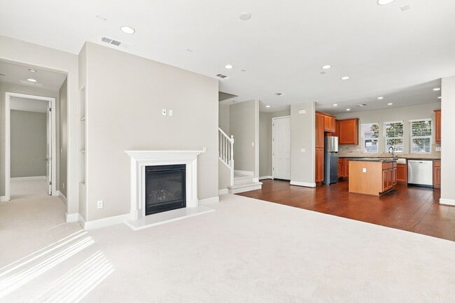 Building Photo - 883 Blossom Rock Ln