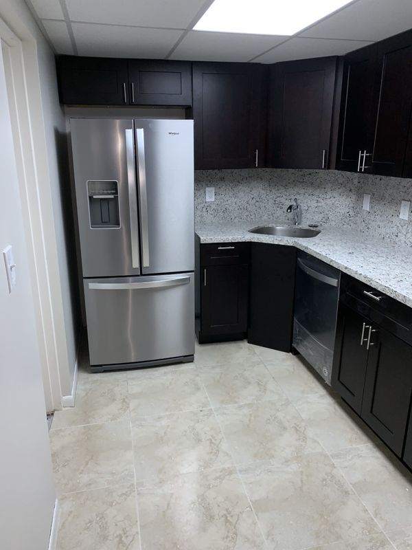 Foto del edificio - 3129 Oakland Shores Dr