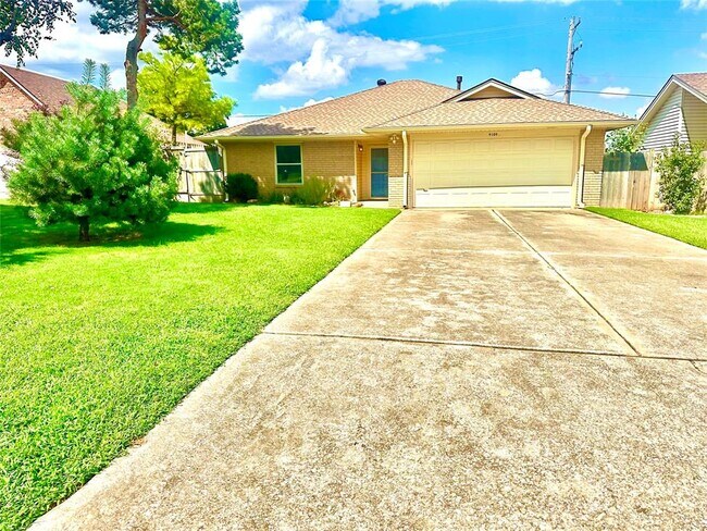 Foto del edificio - 9109 NW 101st St