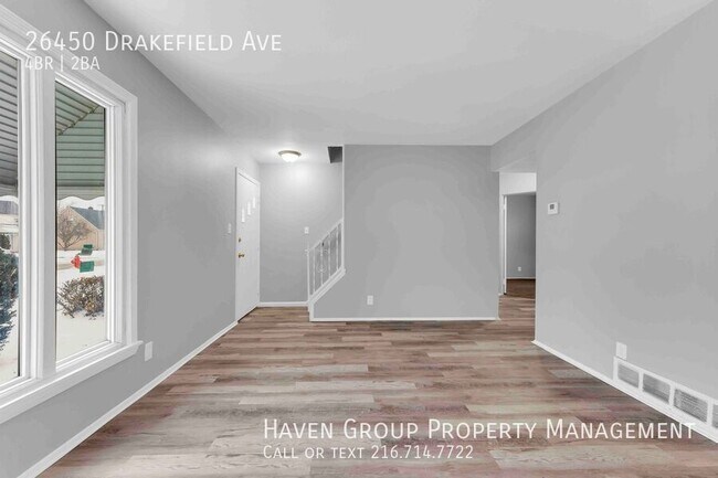 Building Photo - 26450 Drakefield Ave