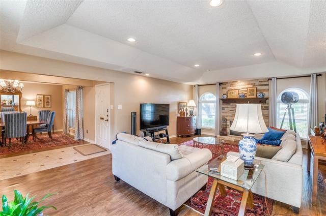 Foto del edificio - 3836 Arborlawn Dr