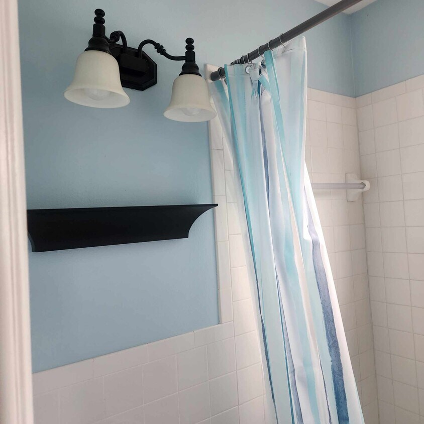 Foto principal - 3142 Carlsbad St