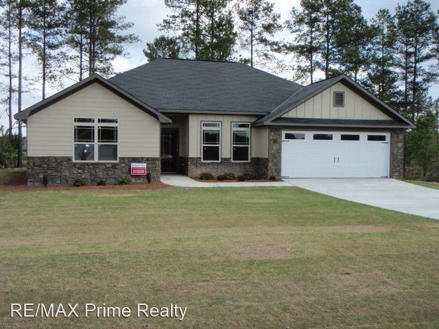 Primary Photo - 3 br, 2 bath House - 31 Taylor Way