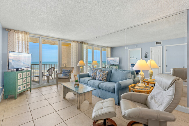 Building Photo - Oceania Beach Club 503