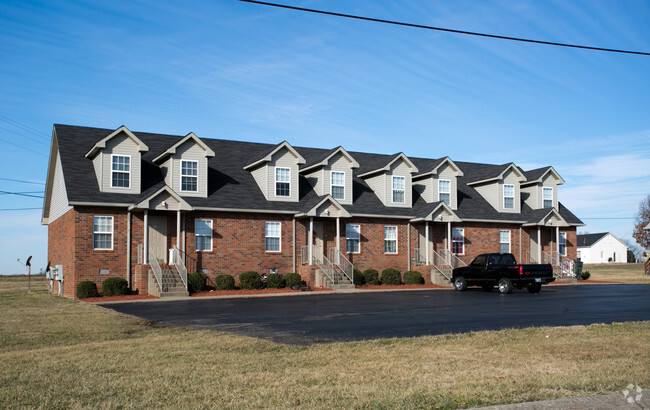 Building Photo - Villages of Evergreen