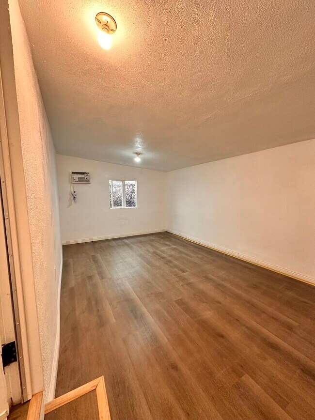 Building Photo - 4025 Maxson Rd