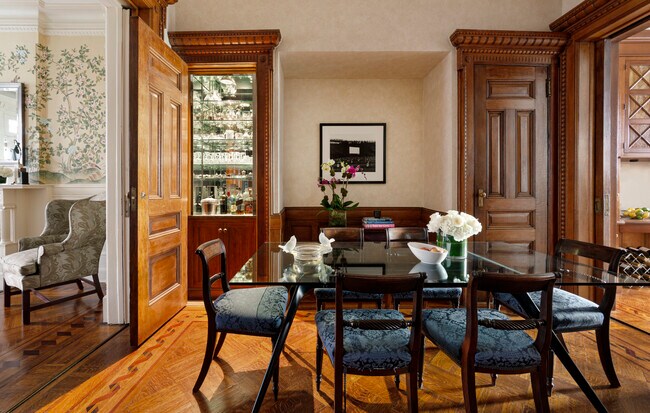 Foto del edificio - 112 E 95th St