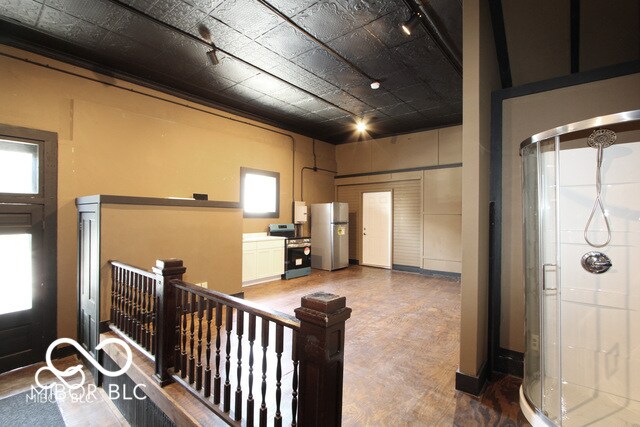 Foto del edificio - 101 S Main St