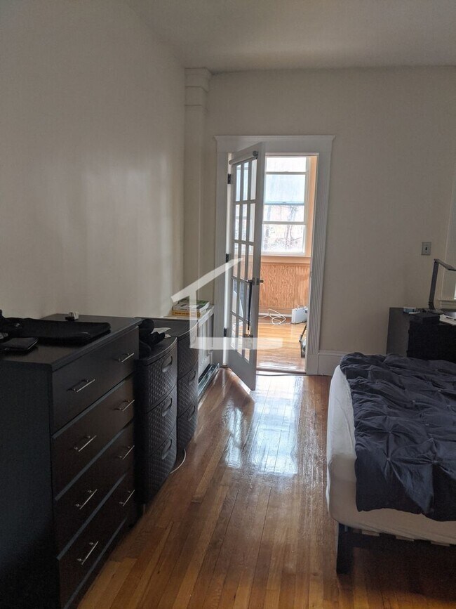 Foto del edificio - Nice 2 bed with office