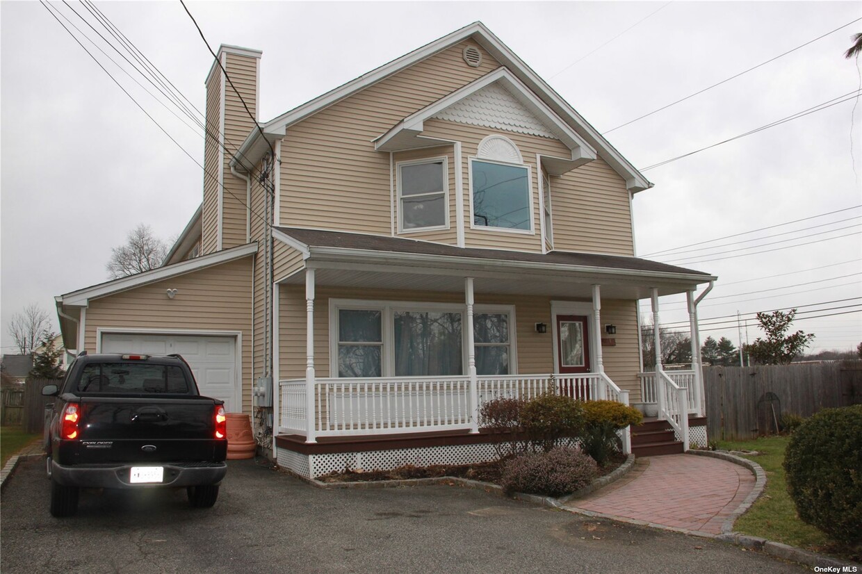 5 St, East Northport, NY 11731 House Rental in East Northport