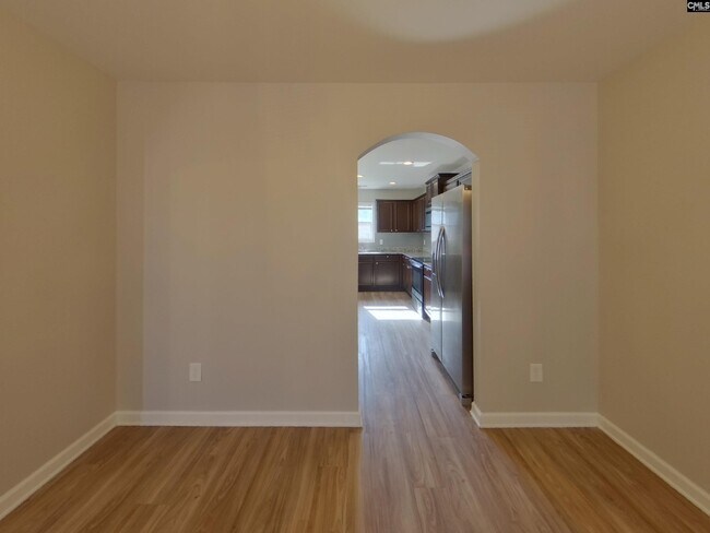 Building Photo - 919 Dovefield Ln