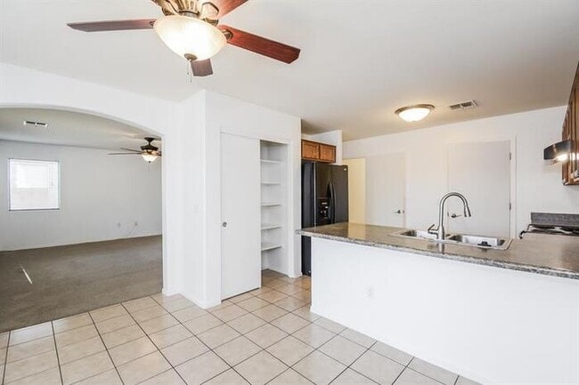 Building Photo - 4895 E American Beauty Drive, Tucson, AZ, ...