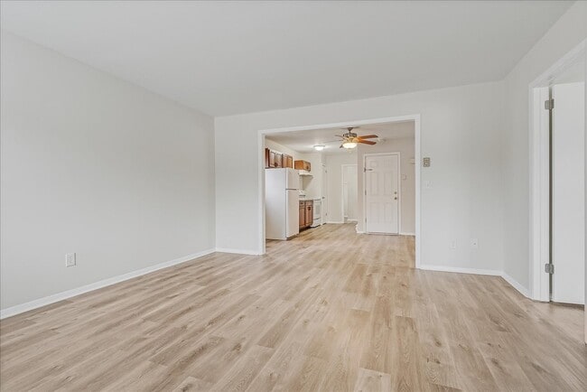 Sala de estar - 16 US Highway 206