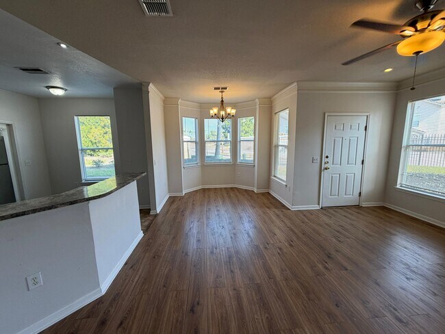 Foto del edificio - 18022 Villa Creek Dr