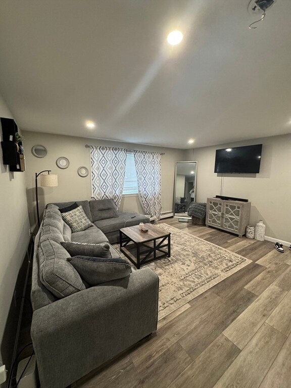 Foto del edificio - 1395 Furnace Brook Pkwy