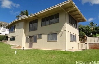 Building Photo - 99-051 Kupono Pl