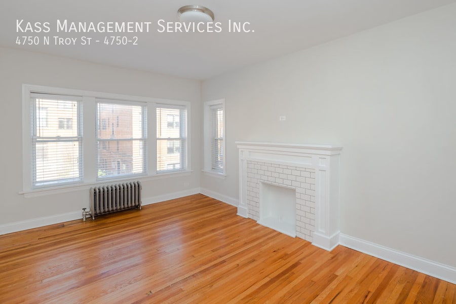 Primary Photo - 4750 N Troy St