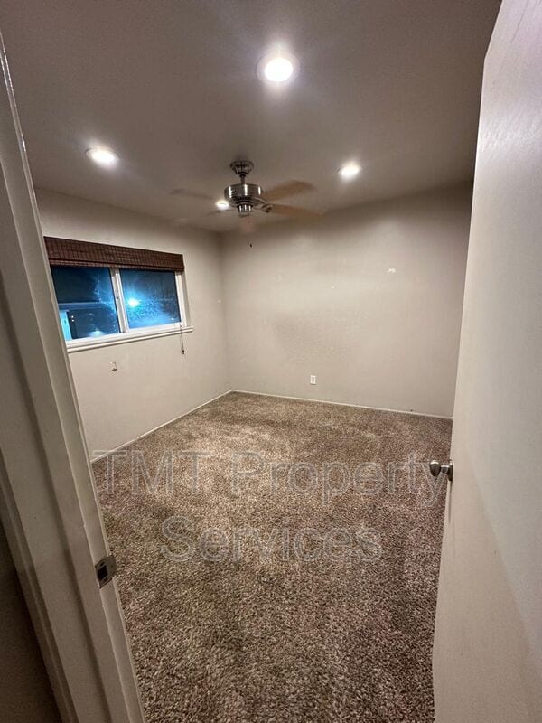 Building Photo - 1615 W. St.