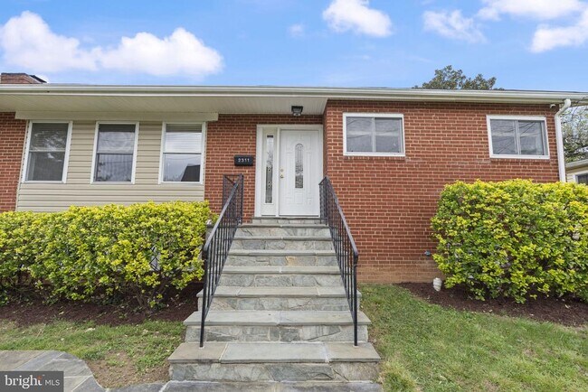 Foto del edificio - 2311 N Dinwiddie St