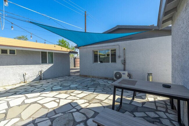 Foto del edificio - Central Phoenix Casita w/ Beautiful Patio ...