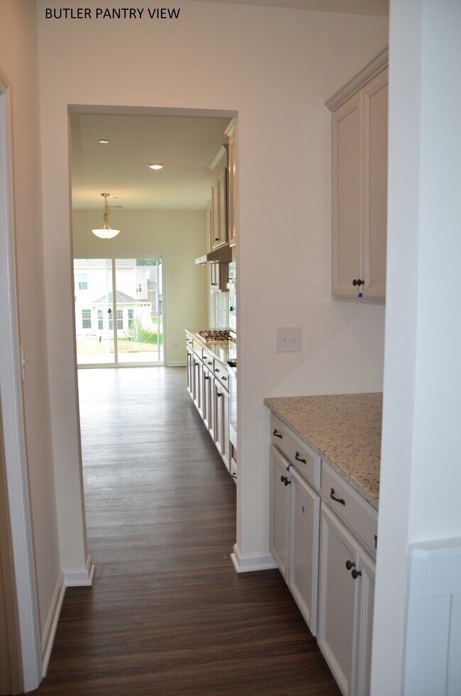 Building Photo - 9515 Herringbone Ln