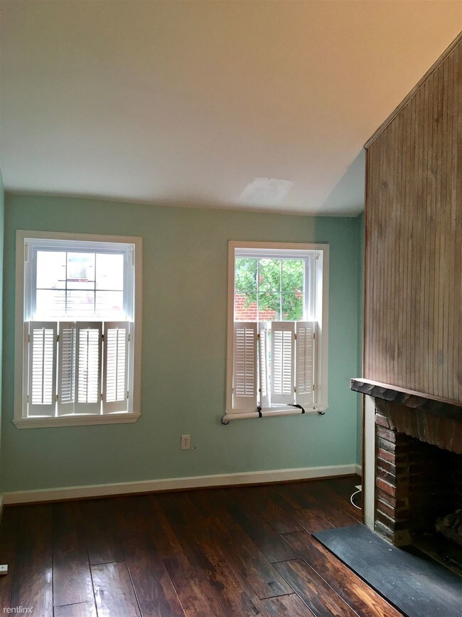 Building Photo - 2 br, 1 bath House - 1010 Patapsco St