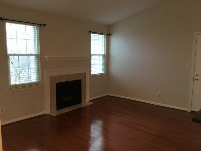 Building Photo - 20273 Beechwood Ter