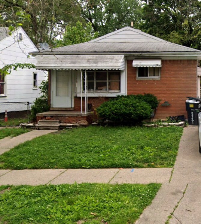 Building Photo - 9152 Sussex ST - LAND CONTRACT