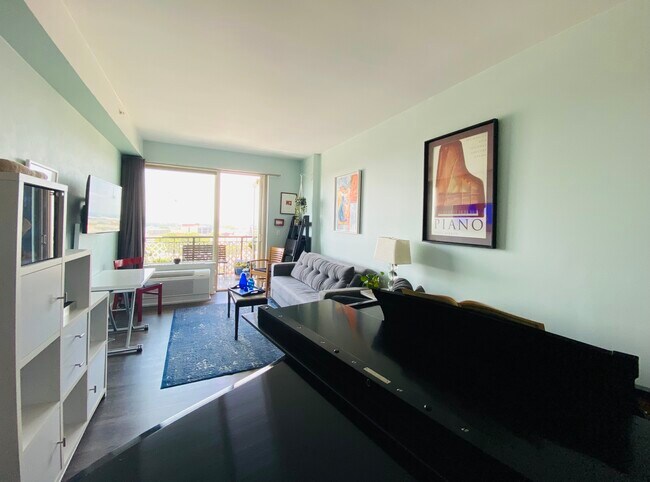 Foto del edificio - 3312 Hudson Ave