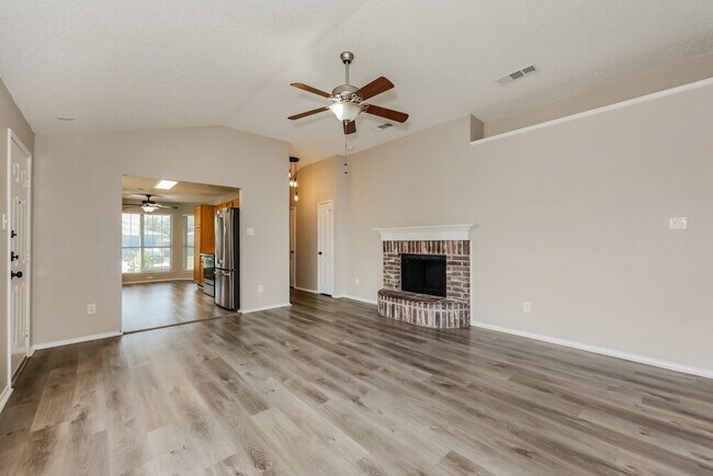 Foto del edificio - 5904 Heatherglen Terrace