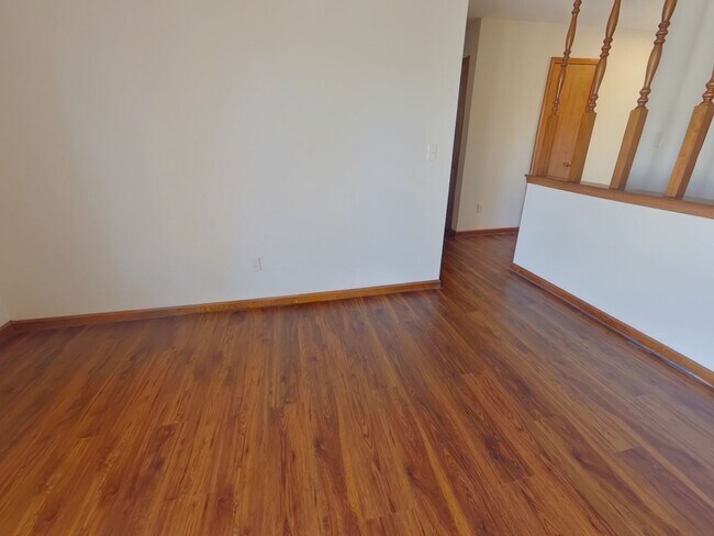 Foto del edificio - 1856 N Meridian Ave