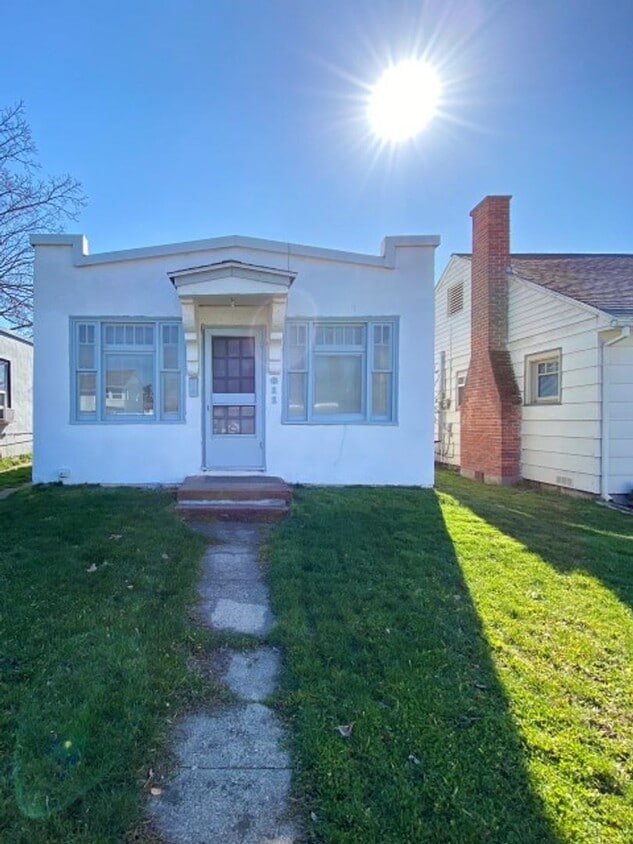 Primary Photo - Quaint 1 Bedroom Home in Medford