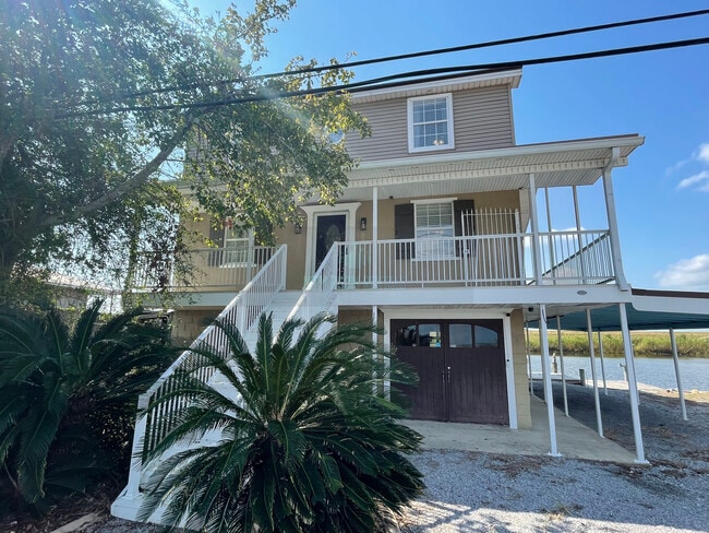 Building Photo - 54417 LA-433